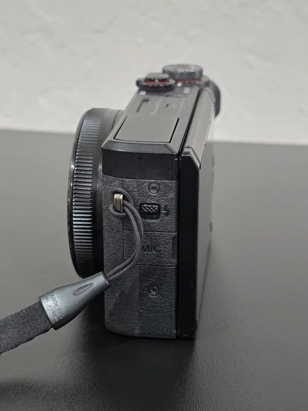 Canon PowerShot G7 X Mark III 20.1MP Digital Point & Shoot Camera - Black